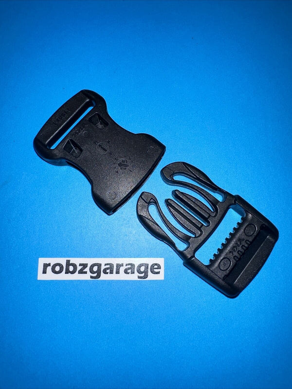 0000 886 5803 Replacement Leg Chap Buckle 1"