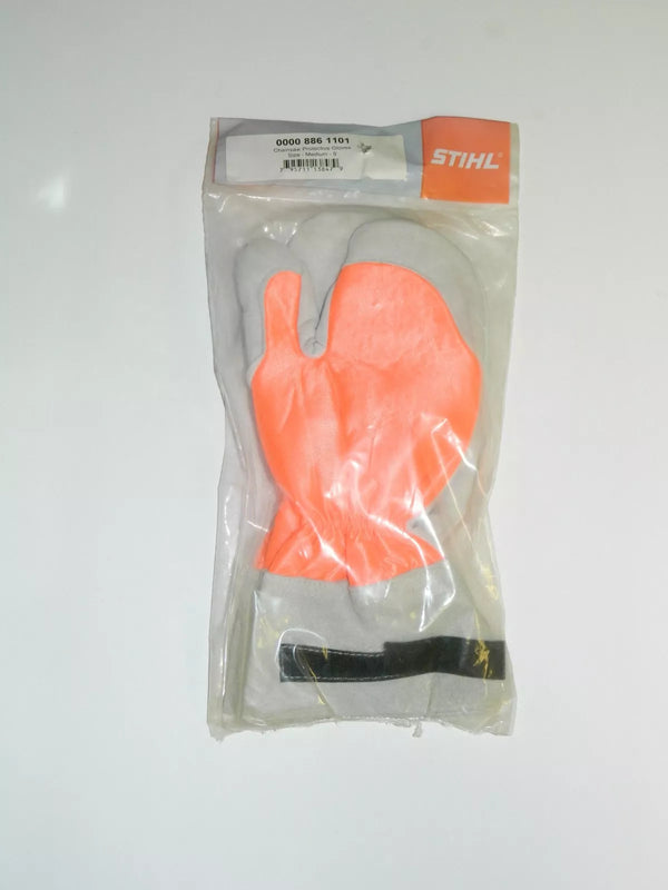 0000 886 1101 DYNAMIC Protective Mitts Medium